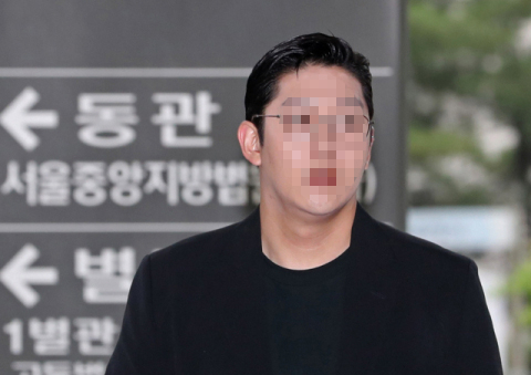 가수 구하라 씨를 폭행하고 성관계 동영상을 유포하겠다고 협박한 혐의를 받고 있는 전 남자친구 최종범 씨. 연합뉴스