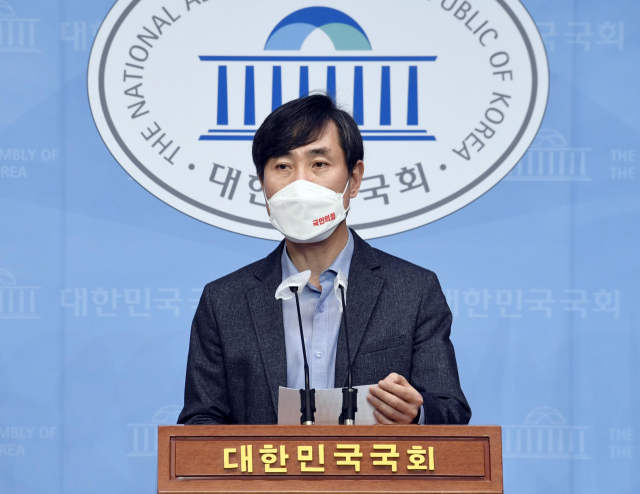 하 태경 ‘민주당’, ‘L 시티 우대 판매 가짜 뉴스’장경태 추방 ‘