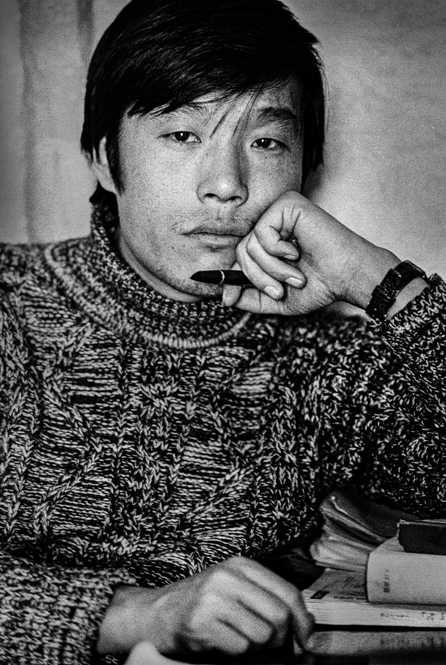 소설가 황석영(서울 영등포 1977). ⓒ강운구, 고은사진미술관 제공
