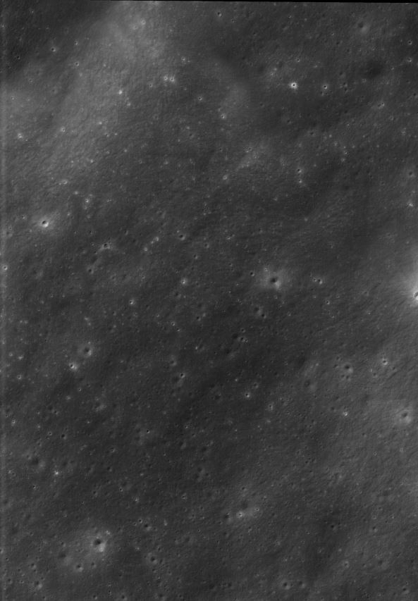 ‘다누리’의 고해상도 카메라로 지난 1월 5일 달 표면 ‘레이타 계곡’을 관측(촬영)한 사진. 과기정통부 제공