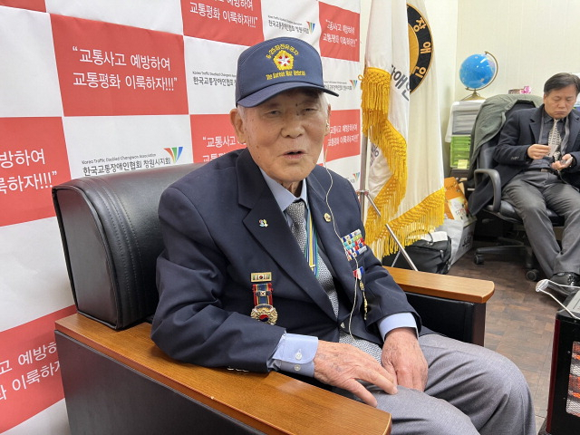 마산방어전투에 학도병으로 참전한 류승석 씨가 지난달 3일 전투 당시 기억을 회상하고 있다.