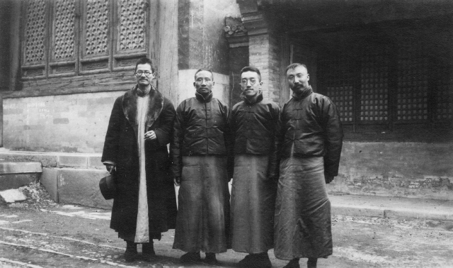 5·4운동에서 가장 중요한 지식인 역할을 한 이들의 1920년 모습. 왼쪽부터 장멍린, 차이위안페이, 후스, 리다자오. 너머북스 제공