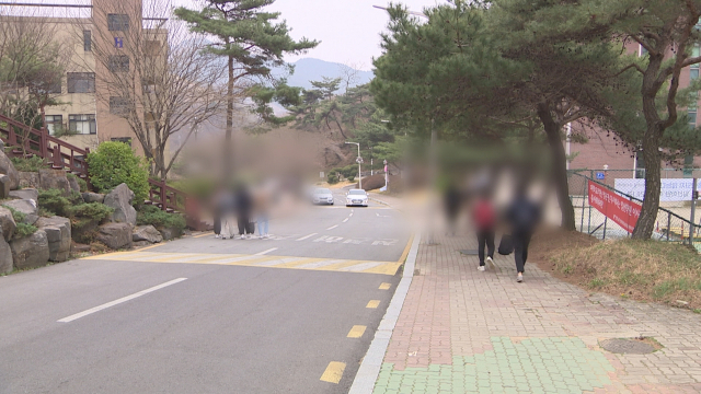 한국국제대 캠퍼스 모습. 학교 정상화 기미가 보이지 않으면서 학생들도 답답함을 호소하고 있다. 김현우 기자