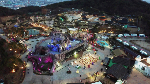 김해가야테마파크가 오는 15일 야간 개장한다. 김해문화재단 제공