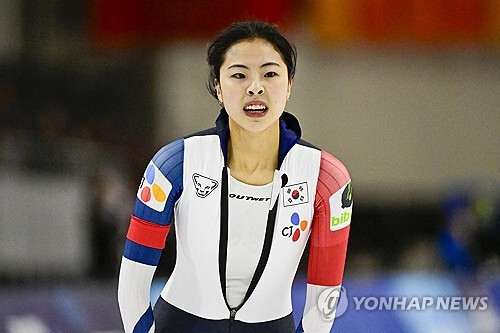 월드컵 여자 500ｍ에서 6회 연속 메달 획득에 성공한 김민선. 연합뉴스