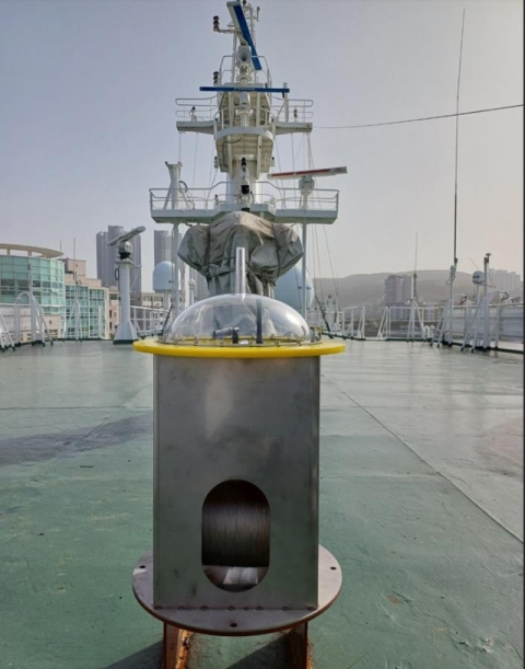 실습선 한바다호에 설치된 침몰선박 자동위치 표시장치