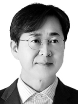  [부산일보/공감] 지옥은 바로 타인들이다 - 이국환 동아대 한국어문학과 교수