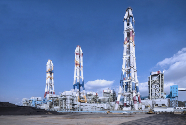 2028년까지 단계적으로 폐쇄될 삼천포화력발전소. 새 LNG 발전소는 이 부지에 건설될 예정이다. 부산일보 DB