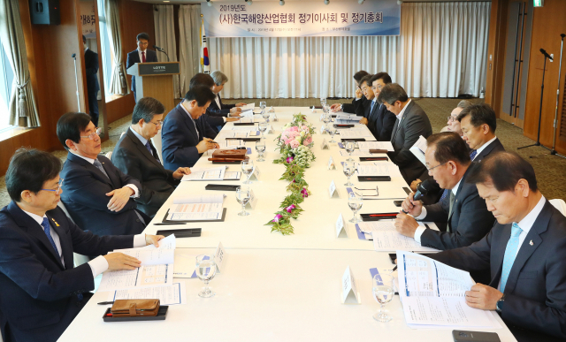 한국해양산업협회가 17일 정기이사회와 총회에서 세계해양포럼(WOF)을 통해 국내외 해양비즈니스 네트워크의 중심이 되겠다고 선언했다. 정종회 기자 jjh@