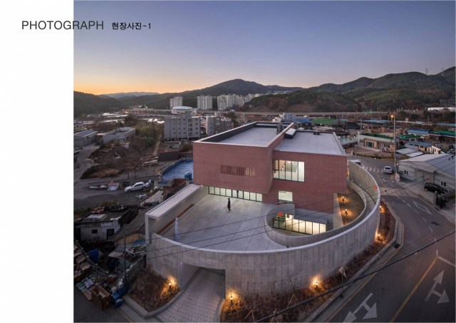 기장군 철마면 안평리 ‘침묵의 벽’