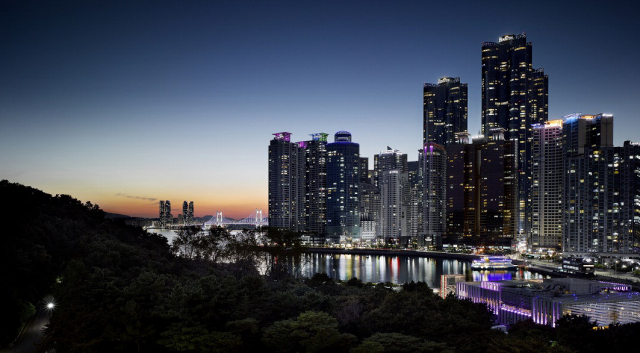 부산웨스틴조선호텔의 마린시티 야경.