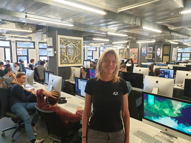 에꼴 42 파리 캠퍼스의 소피 비제 교장.