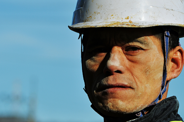 ‘진심 아버지를 읽다’ 전에 출품된 신민재의 ‘현장에서’. 하나님의교회 세계복음선교협회 제공