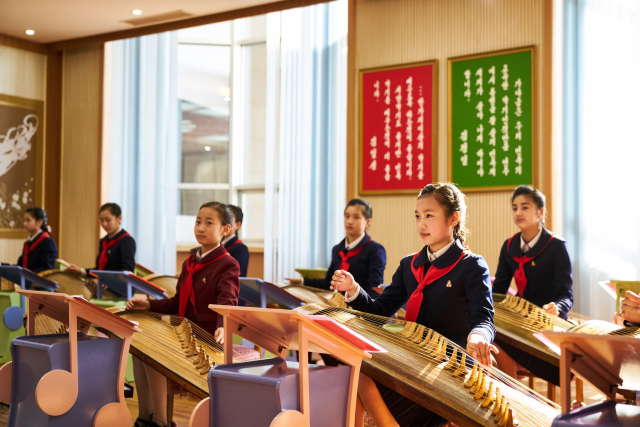 ‘헬로우 평양’의 스틸컷. 워너브러더스코리아 제공