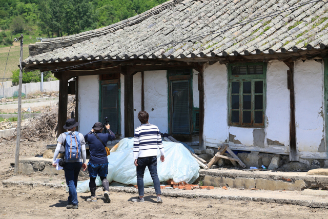 ‘북간도의 십자가’의 스틸컷. 비싸이드픽쳐스 제공
