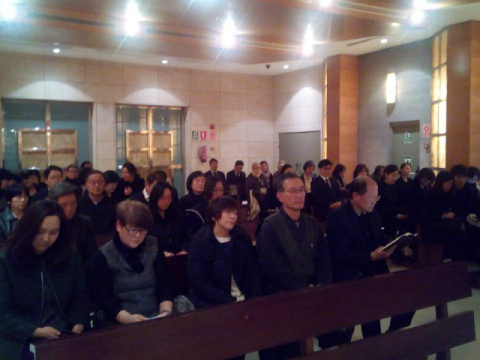 지난 1일 스페인 마드리드에서 열린 고 이지현 씨 장례 미사 모습. 유가족 제공