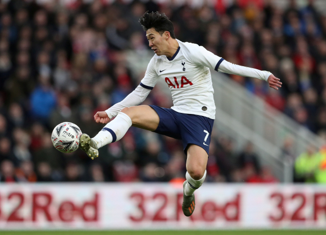 손흥민이 공을 잡는 모습. 로이터통신