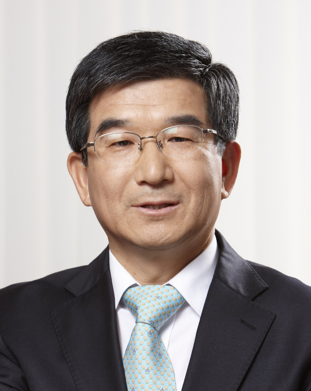 청와대는 13일 국민권익위원회 부위원장에 김기표 입법이론실무학회장을 임명했다고 밝혔다. 청와대 제공