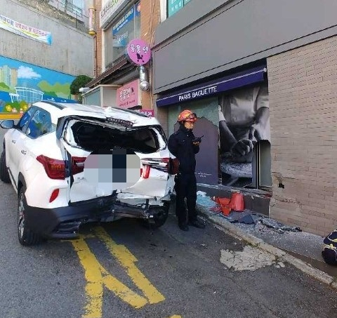 부산경찰청 제공