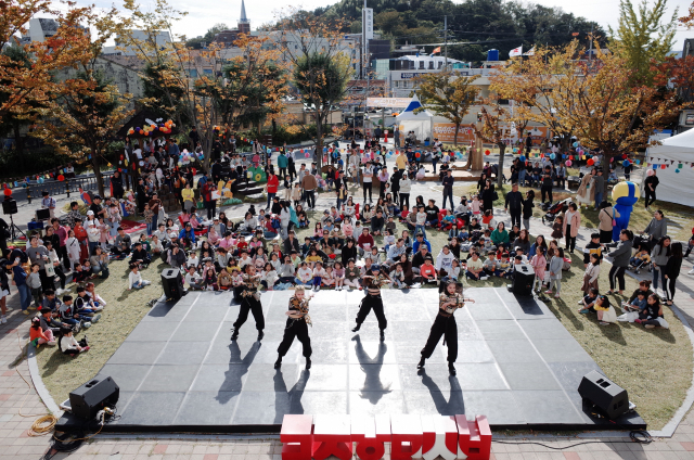 감만창의문화촌 전경