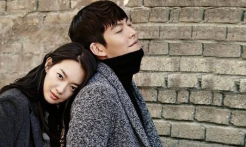 신민아, 김우빈. 모 의류브랜드 화보 사진