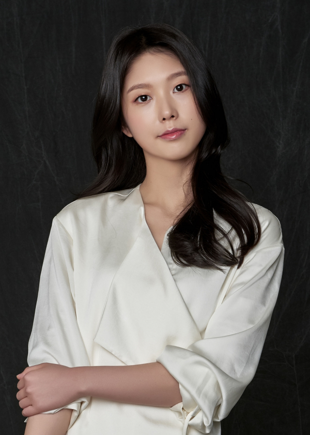 배우 고수정이 향년 25세를 일기로 최근 사망했다고 소속사 스토리제이컴퍼니가 12일 밝혔다. 스토리제이컴퍼니 제공.