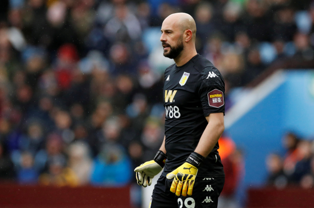 아스톤 빌라 페페 레이나 골키퍼. 로이터연합뉴스.