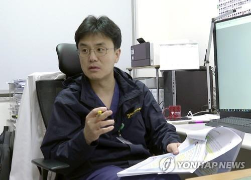 정경원 교수. 연합뉴스.