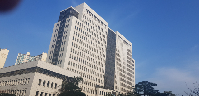 부산지방법원. 부산일보 DB.