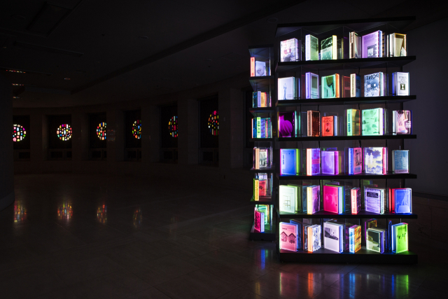 ‘Neverland-Lightland:빛과 상상의나라’ 전시장 전경. 부산시립미술관 제공