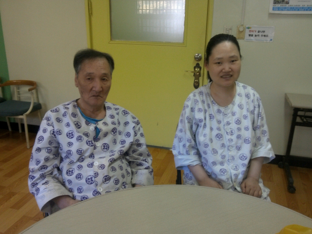 아버지 한영태(왼쪽) 씨와 작은누나 한신애 씨. 한종선 제공