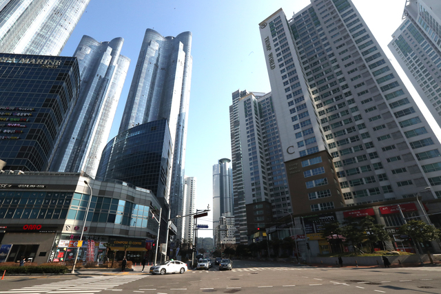 해운대 마린시티 고층 아파트. 부산일보DB