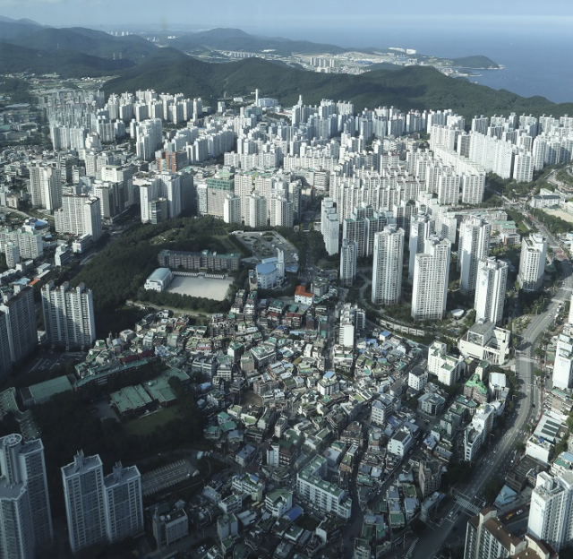 사진은 해운대 엘시티에서 바라 본 해운대 주거지역. 부산일보 DB