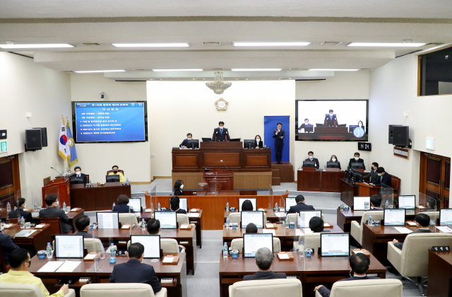 양산시의회는 4일 오후 제179회 2차 본회의를 열어 조례안과 동의안 등을 처리했다. 양산시의회 제공