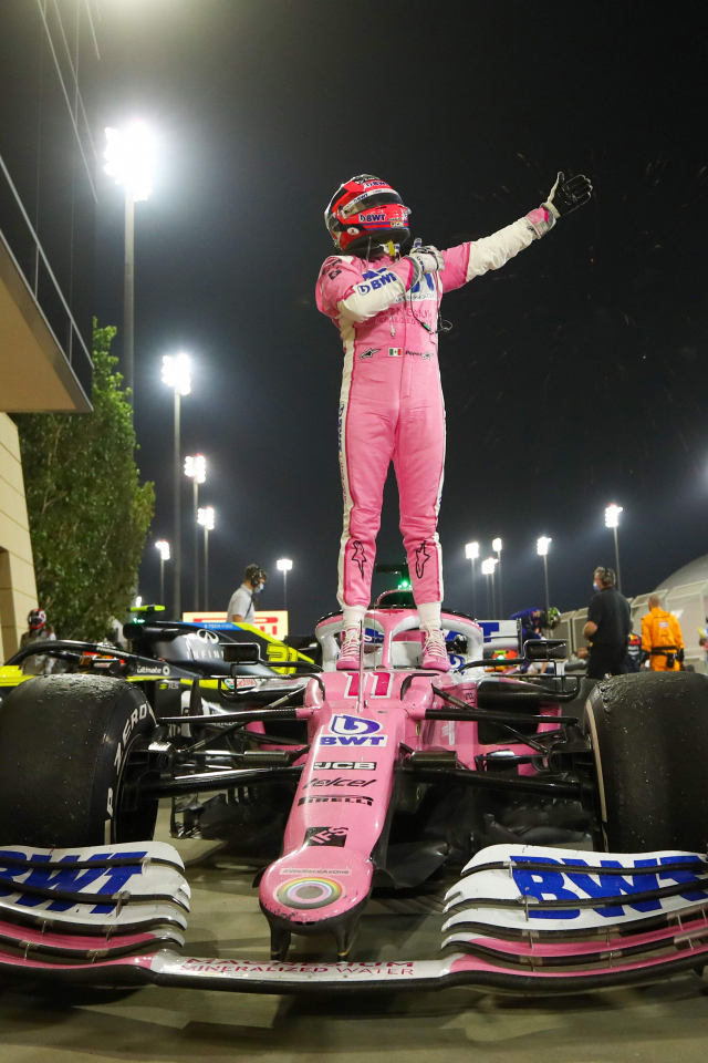 ‘포뮬러원(F1) 황제’ 루이스 해밀턴이 빠진 F1 사키르 그랑프리에서 생애 처음 우승한 멕시코의 세르히오 페레스. AFP연합뉴스