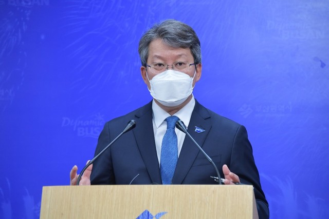 변성완 부산시장 권한대행이 “한진중공업 매각 시 모든 행정력을 동원해 막겠다”고 경고하고 나섰다. 부산일보DB