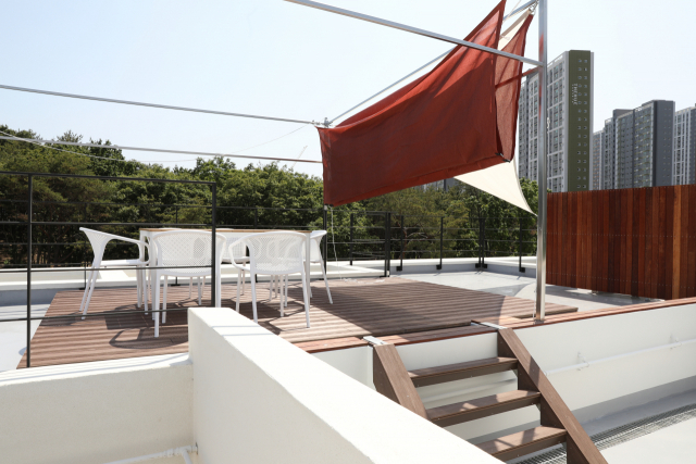 다양한 활동을 할 수 있게 한 옥상. 유가건축사사무소 제공