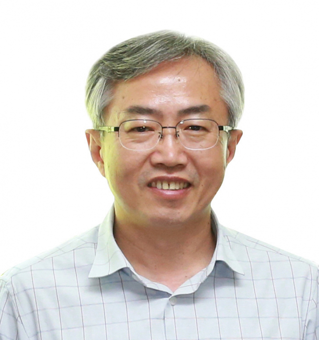 이선우 동아대 교수.