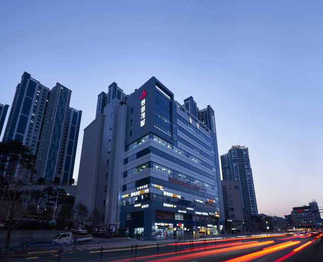 동원개발은 코스닥 25년 역사와 함께한 장수기업 96곳 중 시총 기준 2위에 올랐다. 동원개발 제공