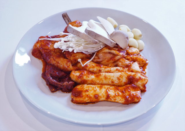 문양곱창의 모둠구이 홍 한 접시.