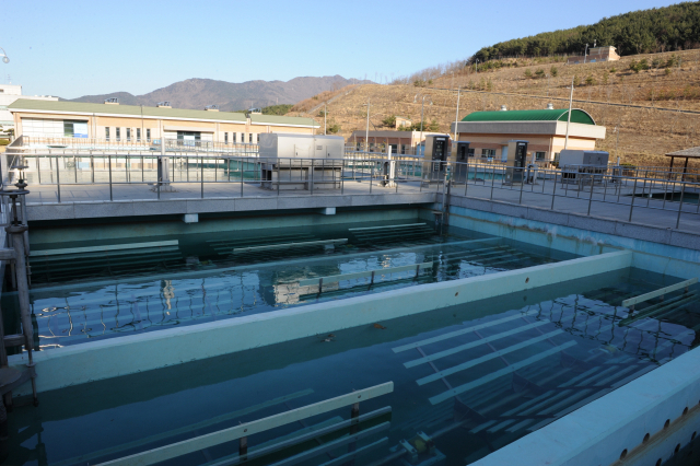 낙동강 원수를 받아 정수하는 양산신도시 정수장 전경. 양산시 제공