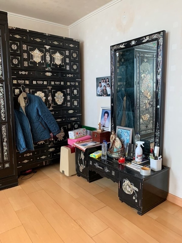 Min-gui kim missed her grandmother Park's room. ⓒ Min-gui kim