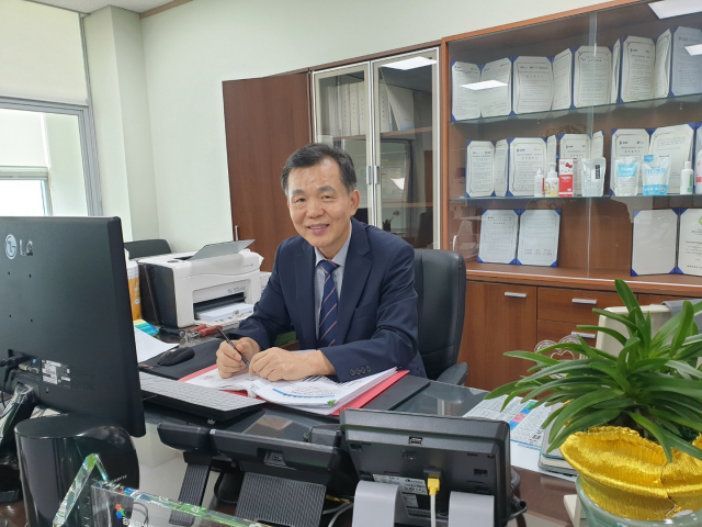 경남 김해의생명산업진흥원 홍성옥 원장.