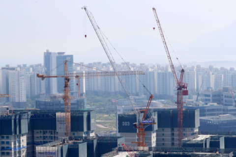 건설업에서 국내 전체 산재 사망자의 절반 이상이 발생했다. 부산일보DB