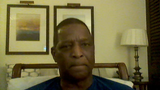 2년 전 롯데자이언츠와 감독 면접을 봤던 때를 회상한 로이스터. 그는 면접을 진행한 것에 강한 아쉬움을 표했다.