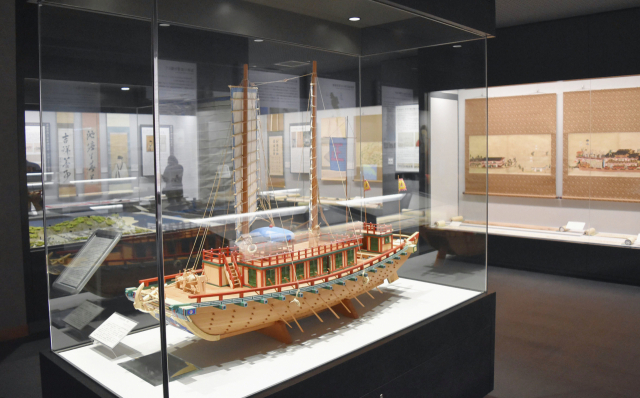 지난달 30일 일본 쓰시마에 개관한 쓰시마조선통신사역사관 내부 모습. 연합뉴스