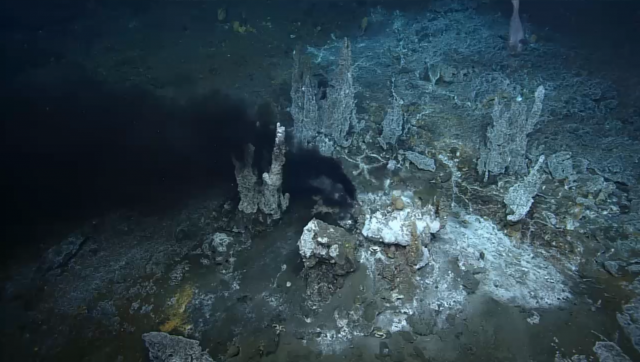 이번에 발견된 열수분출공 온바다의 모습. KIOST 제공