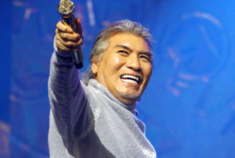 가수 나훈아가 10일부터 사흘간 부산 해운대구 벡스코 제1전시장에서 ‘나훈아 어게인 테스형’를 연다. 예아라예소리 제공