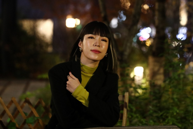 엠넷 댄스 경연 프로그램 ‘스트릿 우먼 파이터’에서 시청자에게 눈도장을 찍은 부산 출신 댄서 효진초이가 서울 강남구 신사동에서 <부산일보>와 인터뷰를 진행했다. 김종호 기자 kimjh@