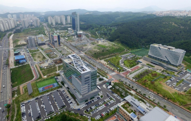 한국석유공사, 근로복지공단 등이 들어선 울산시 중구 울산혁신도시 전경. 울산시 제공